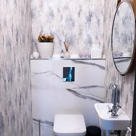 Apartment White Lotus